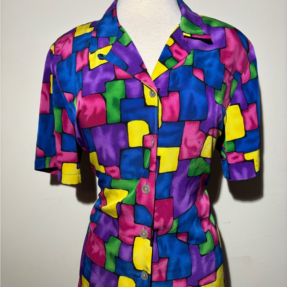 Colorful Geometric Women's Top - Picture 2 of 6
